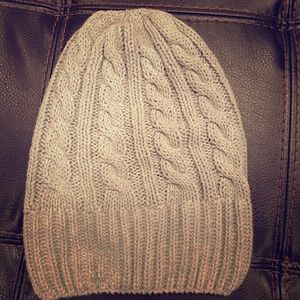 Men’s grey beanie